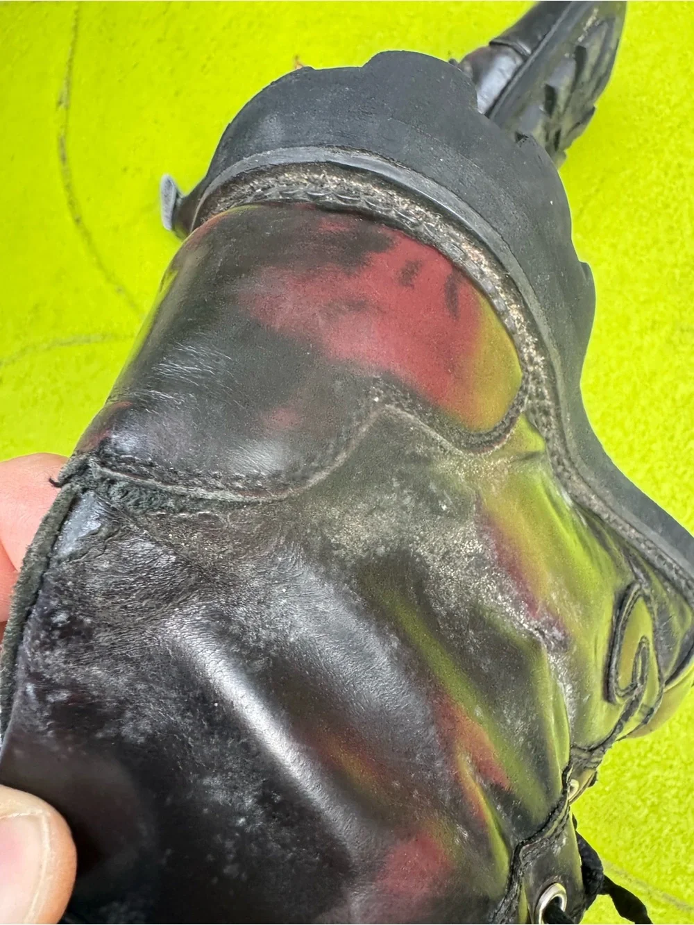 John Fluevog Derby Swirl 6 Eye Boots Men’s Size 8 Burgundy Black Leather